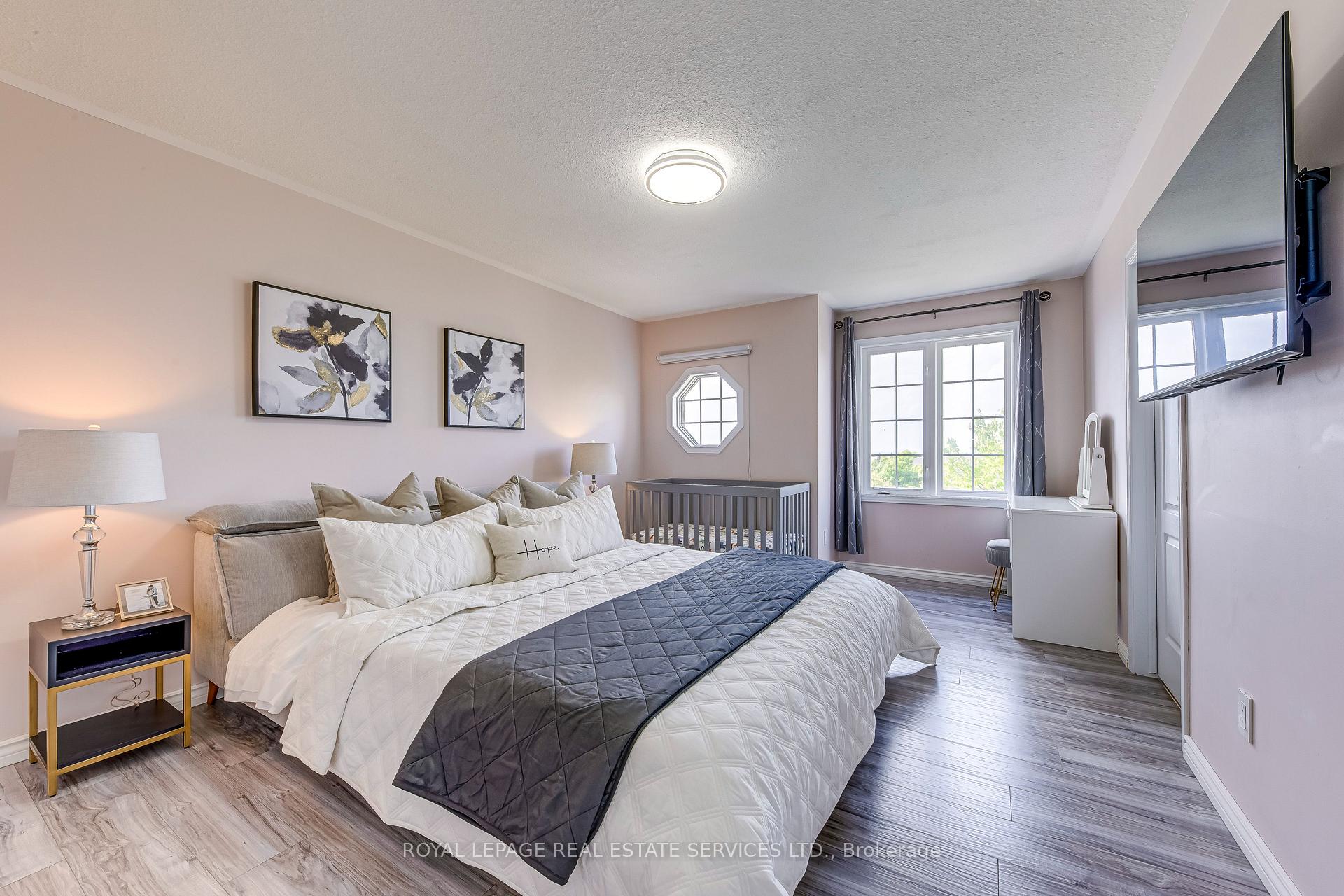 Photo 15 of Unit 12, 7 Southside Place, Hamilton, Mountview — HOMEH