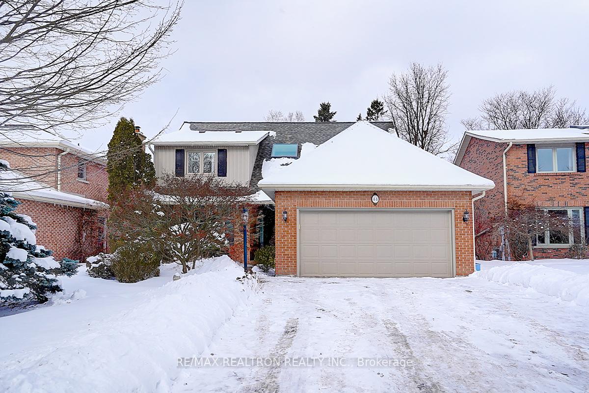 Front of 44 Golf Links Drive