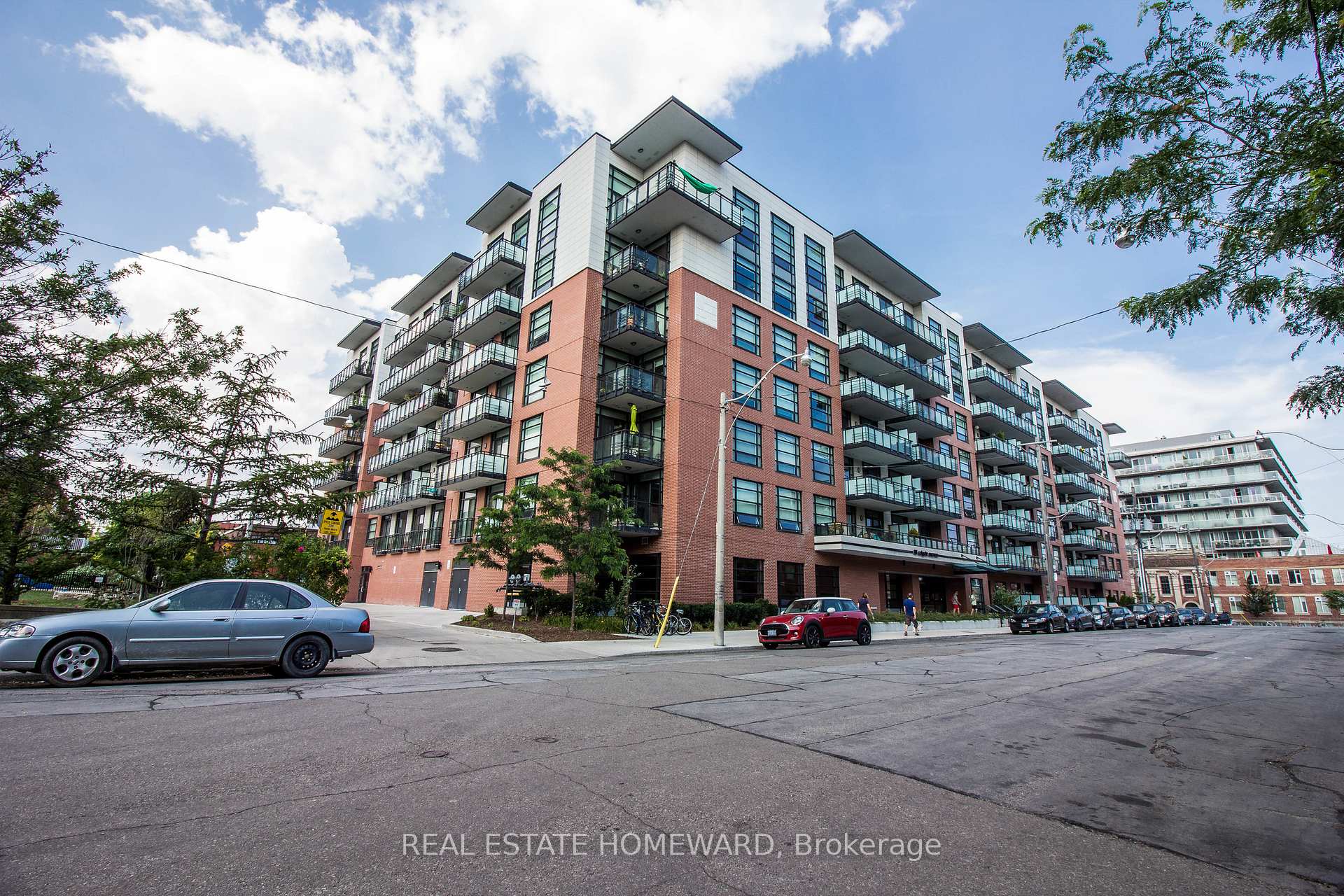 Front of Unit 412, 88 Colgate Avenue