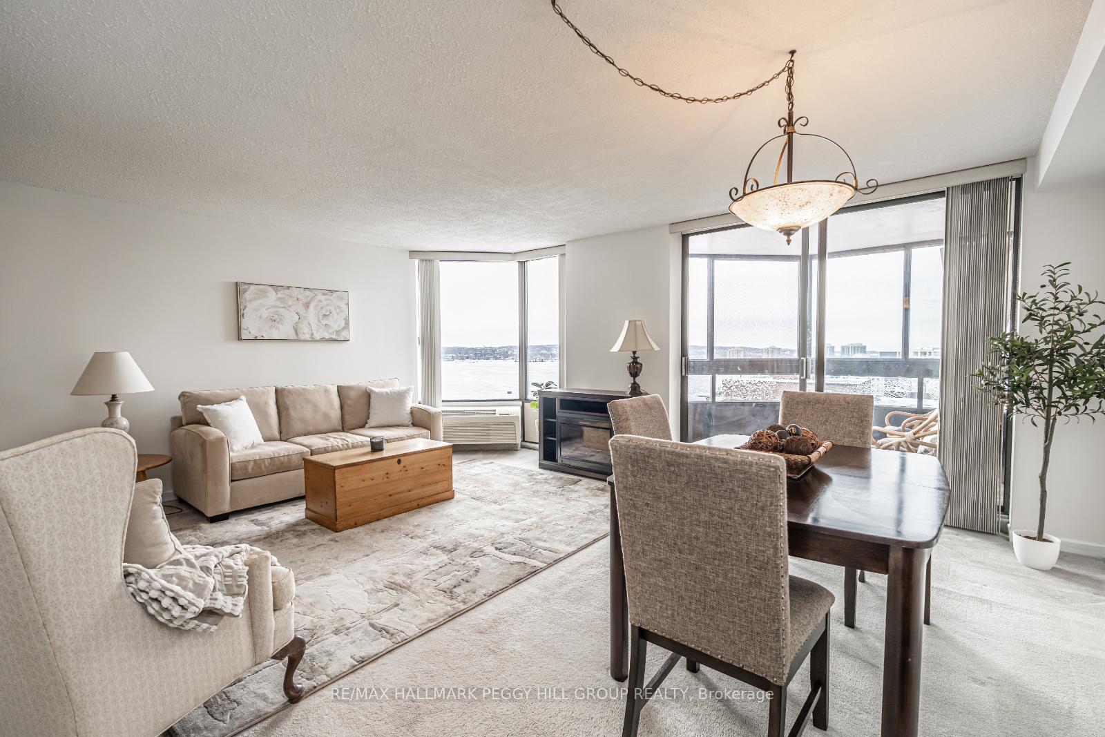 Photo 7 of Unit 806, 181 Collier Street, Barrie, North Shore — HOMEH