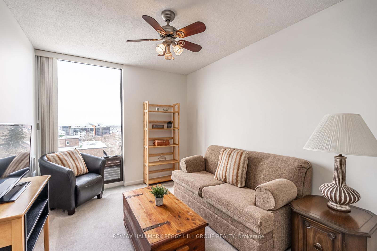 Photo 13 of Unit 806, 181 Collier Street, Barrie, North Shore — HOMEH