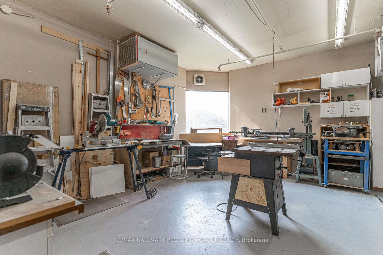 Photo 23 of Unit 806, 181 Collier Street, Barrie, North Shore — HOMEH