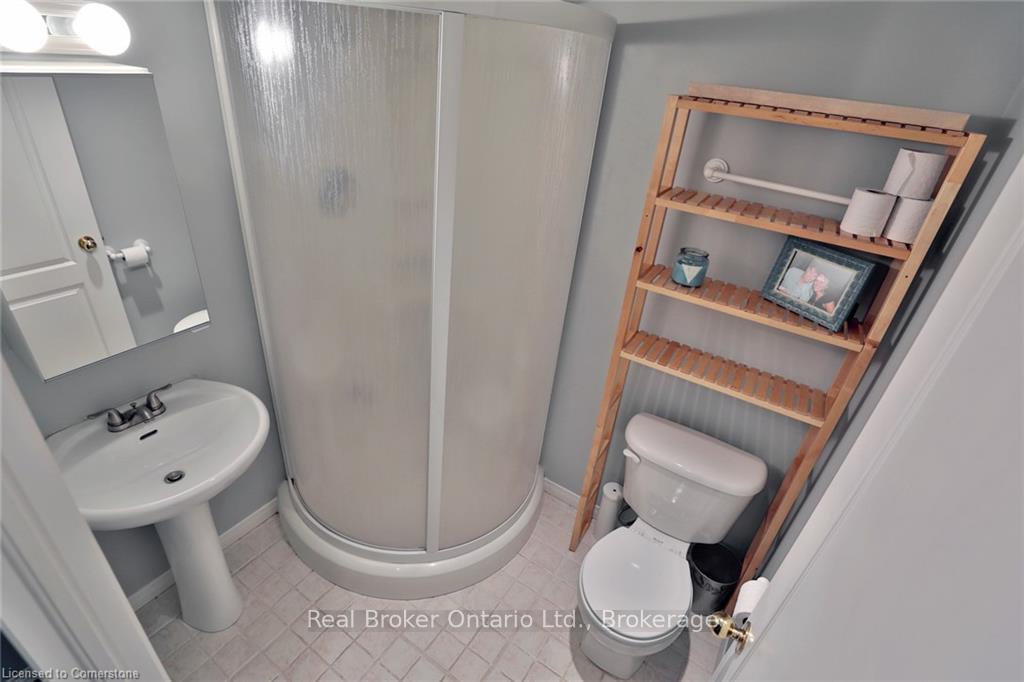 Photo 24 of Unit 127, 710 Spring Gardens Road, Burlington, Bayview — HOMEH