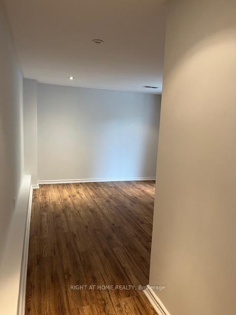 Photo 5 of 56 Knoll Haven Circle, Caledon, Bolton North — HOMEH