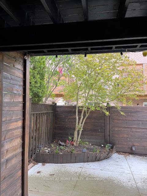 Photo 17 of 56 Knoll Haven Circle, Caledon, Bolton North — HOMEH
