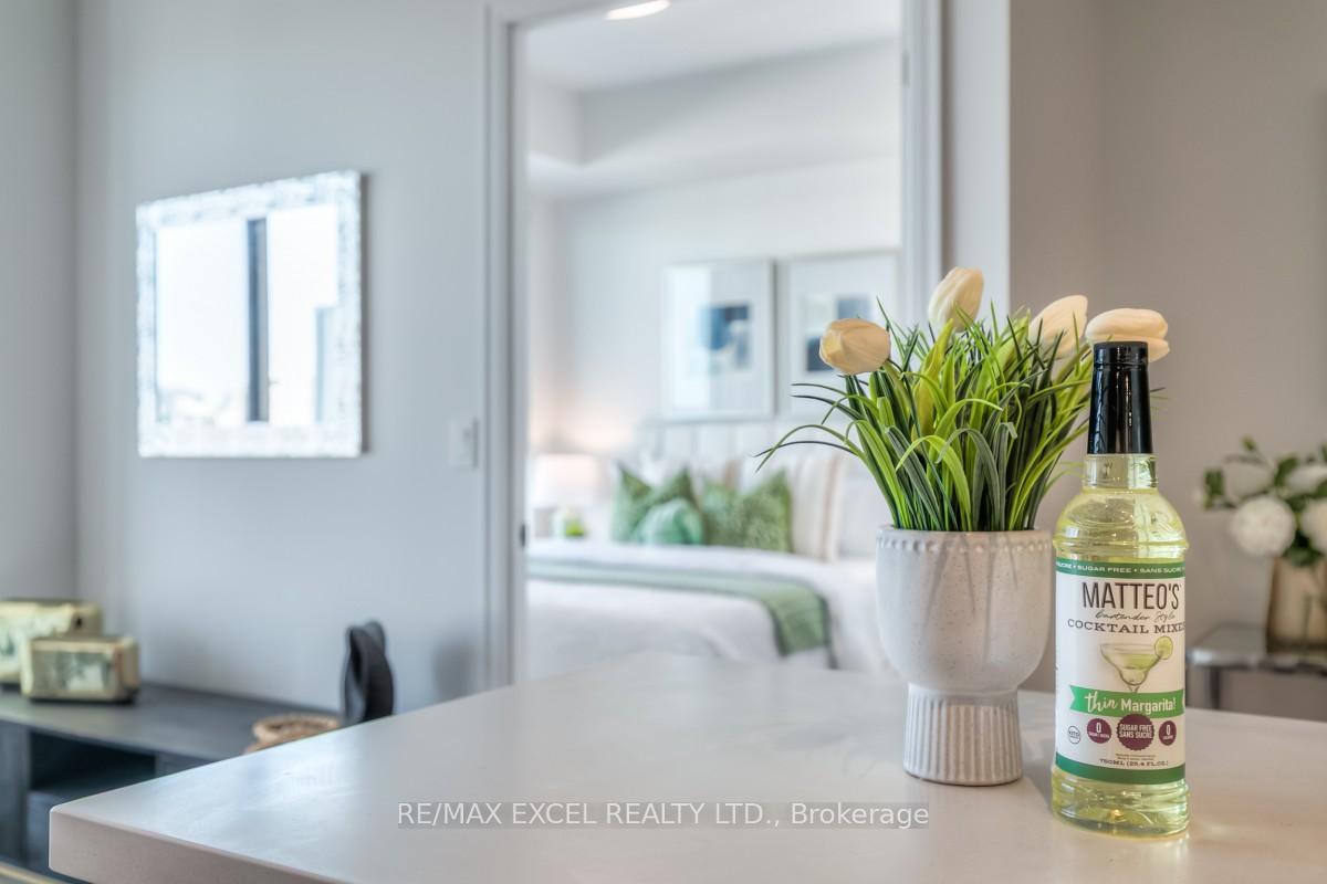 Photo 13 of Unit 903, 8 Rouge Valley Drive W, Markham, Unionville — HOMEH