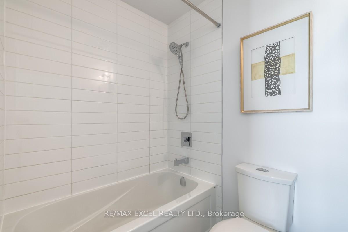 Photo 17 of Unit 903, 8 Rouge Valley Drive W, Markham, Unionville — HOMEH