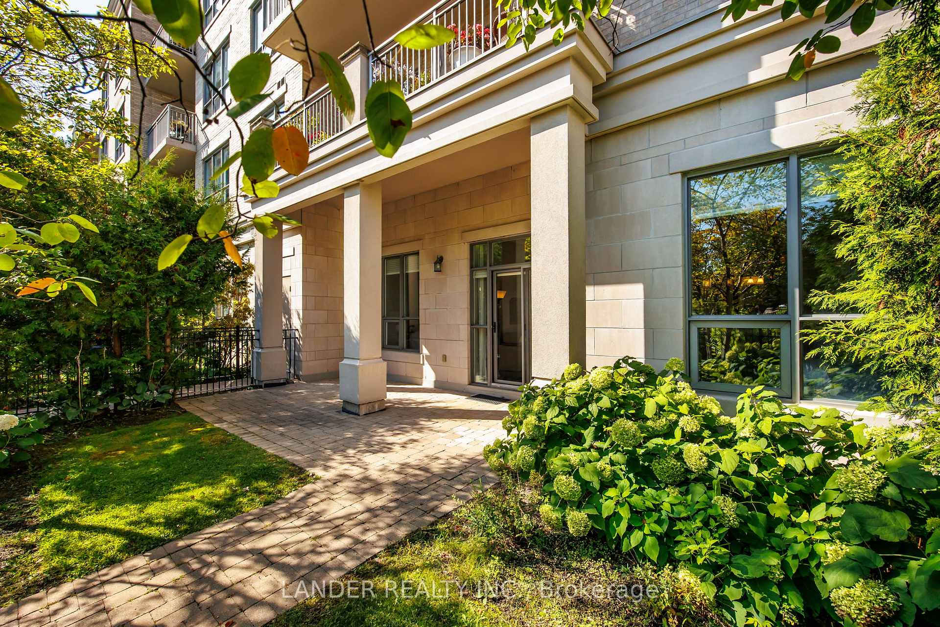 Photo 4 of Unit 107, 180 John West Way, Aurora, Bayview Wellington — HOMEH