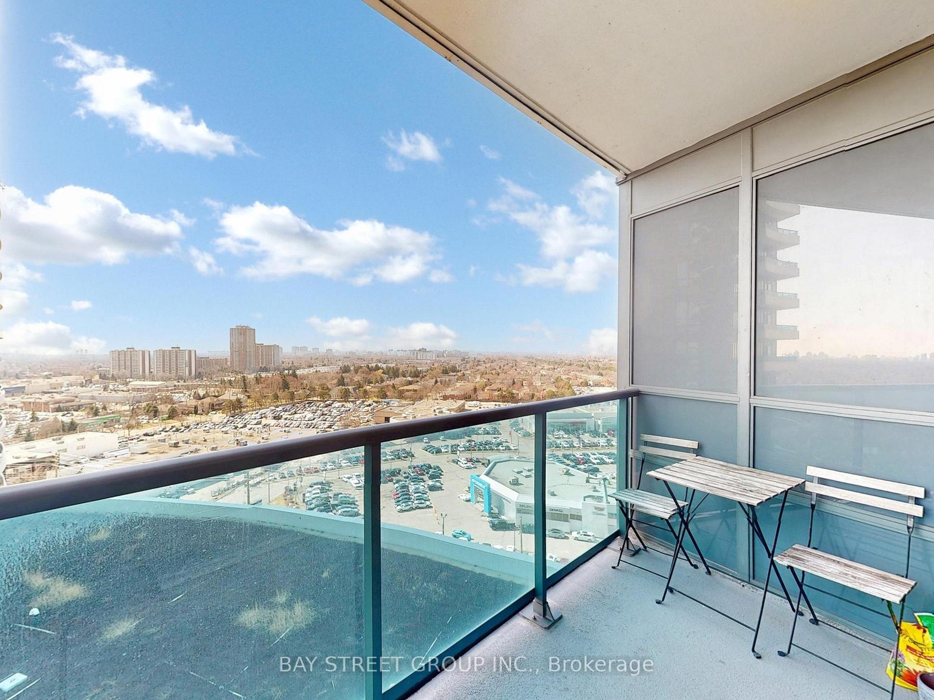 Photo 14 of Unit 1415, 7171 Yonge Street, Markham, Thornhill — HOMEH