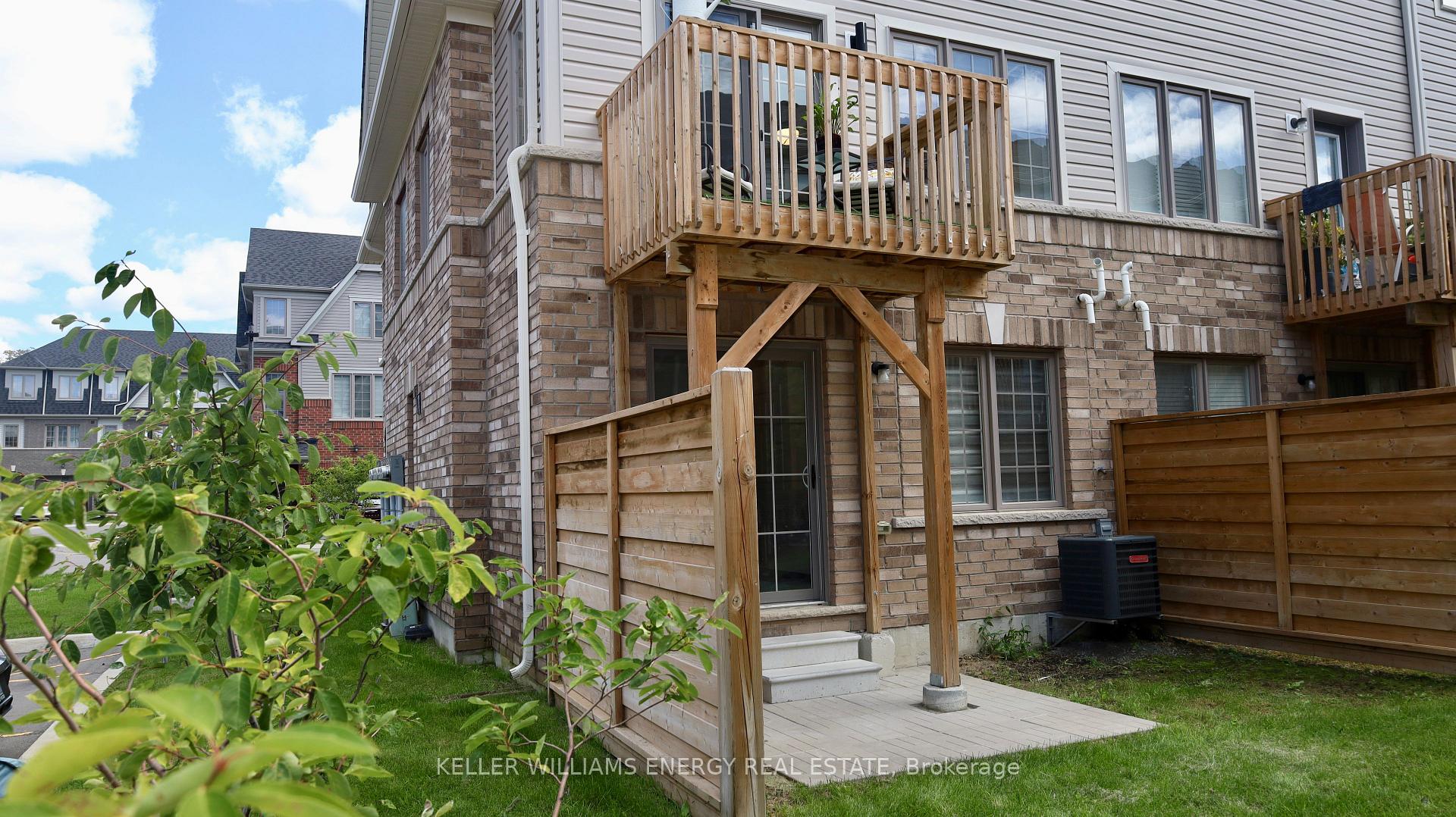 Photo 16 of 2566 Mojave Path, Oshawa, Windfields — HOMEH
