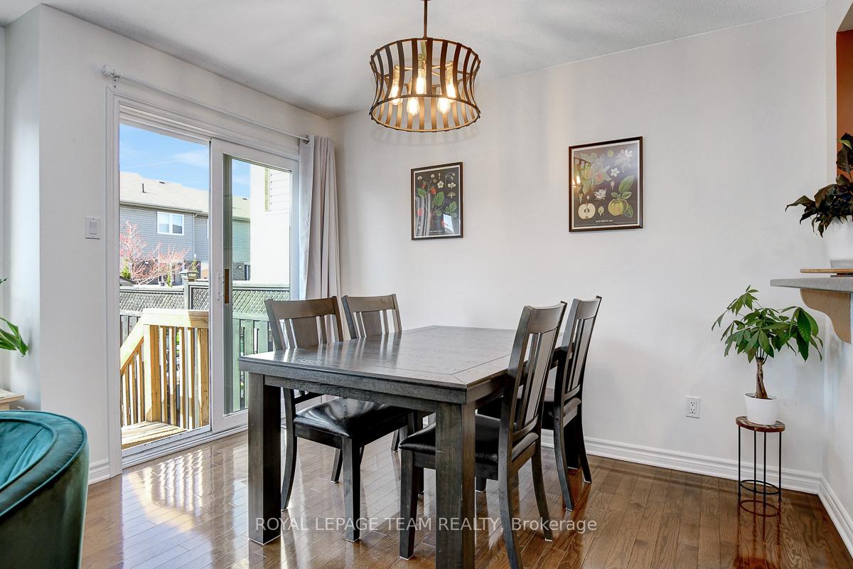 Photo 10 of 475 Grey Seal Circle, Ottawa, Riverside South/Gloucester Glen — HOMEH