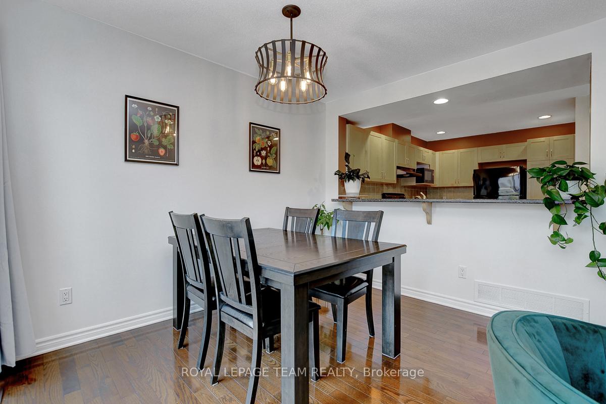 Photo 11 of 475 Grey Seal Circle, Ottawa, Riverside South/Gloucester Glen — HOMEH