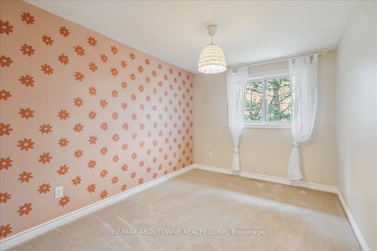 Photo 35 of Unit 12, 546 Forestwood Crescent, Burlington, Appleby — HOMEH