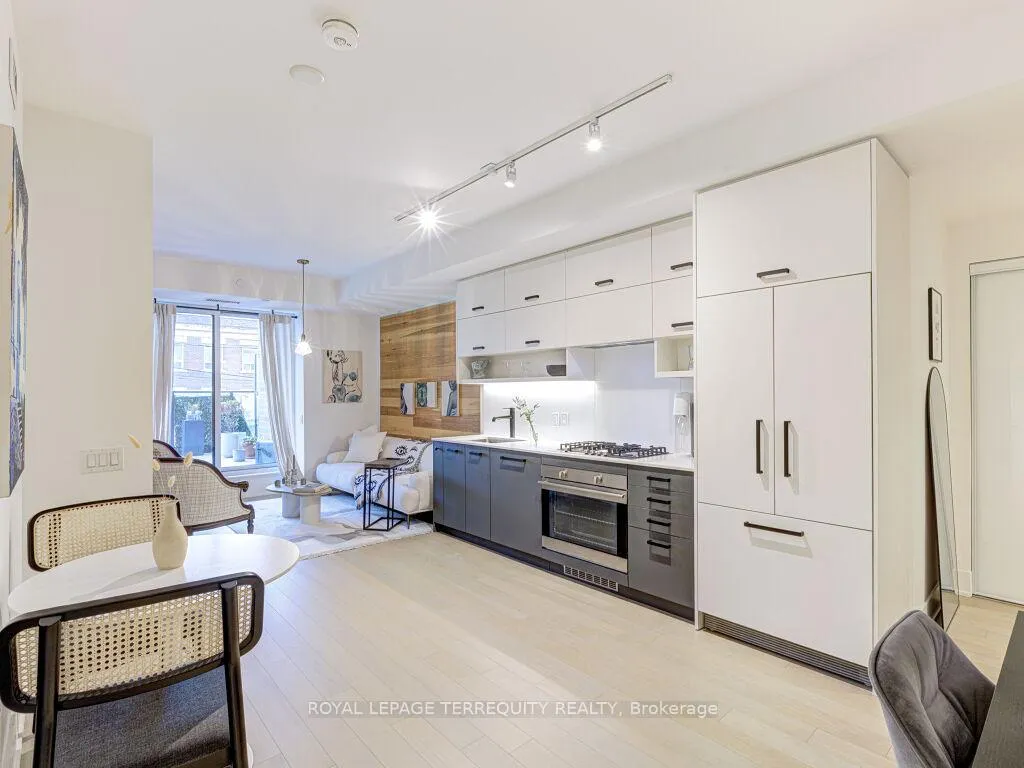 Photo 2 of Unit 201, 1888 Queen Street E, Toronto, The Beaches — HOMEH