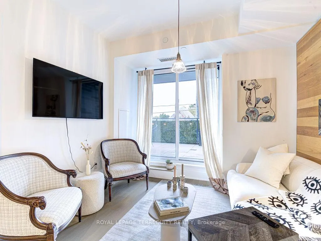 Photo 7 of Unit 201, 1888 Queen Street E, Toronto, The Beaches — HOMEH