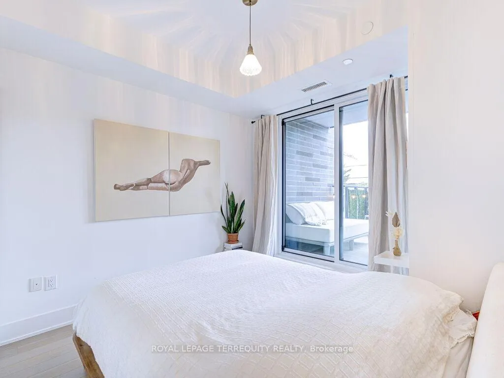 Photo 9 of Unit 201, 1888 Queen Street E, Toronto, The Beaches — HOMEH