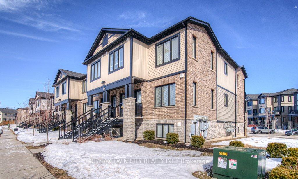 Photo 1 of Unit B, 164 Rochefort Street, Kitchener — HOMEH