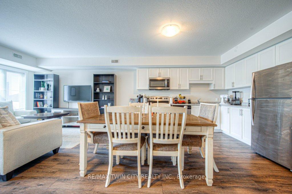 Photo 5 of Unit B, 164 Rochefort Street, Kitchener — HOMEH