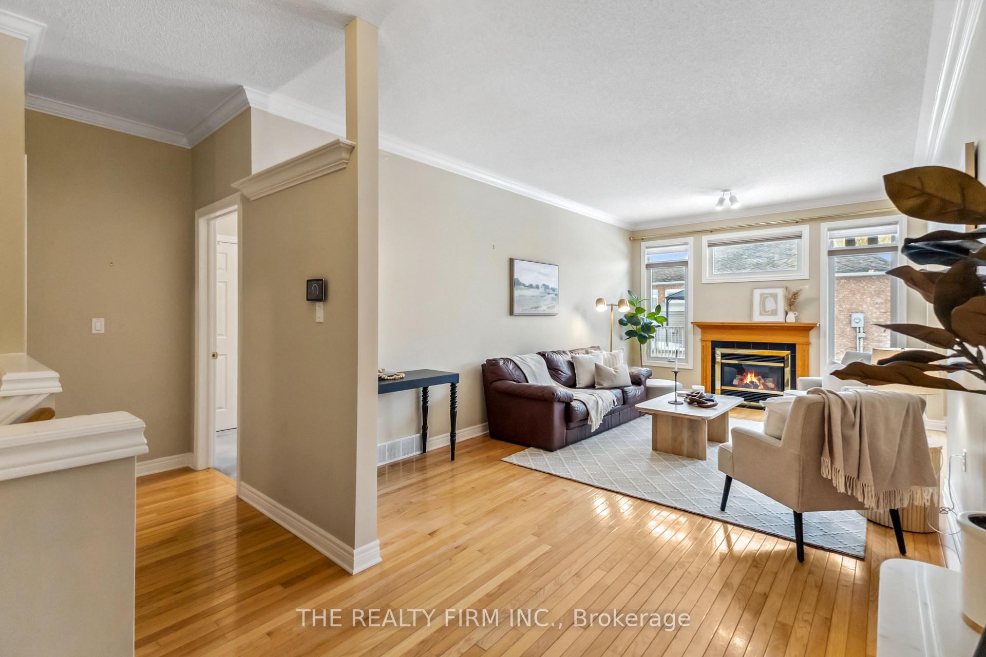 Photo 6 of Unit 221, 2025 Meadowgate Boulevard, London, South U — HOMEH