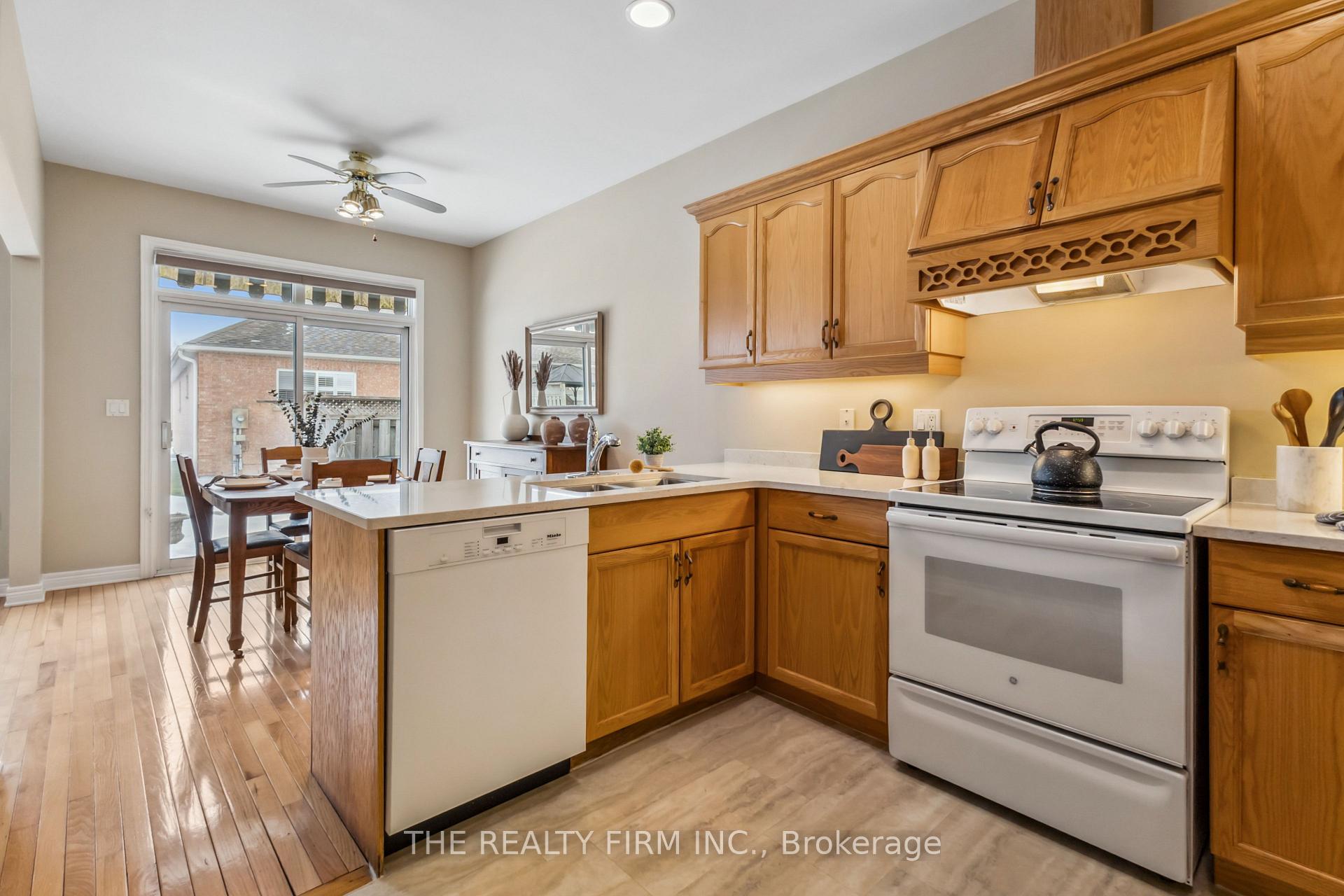 Photo 21 of Unit 221, 2025 Meadowgate Boulevard, London, South U — HOMEH