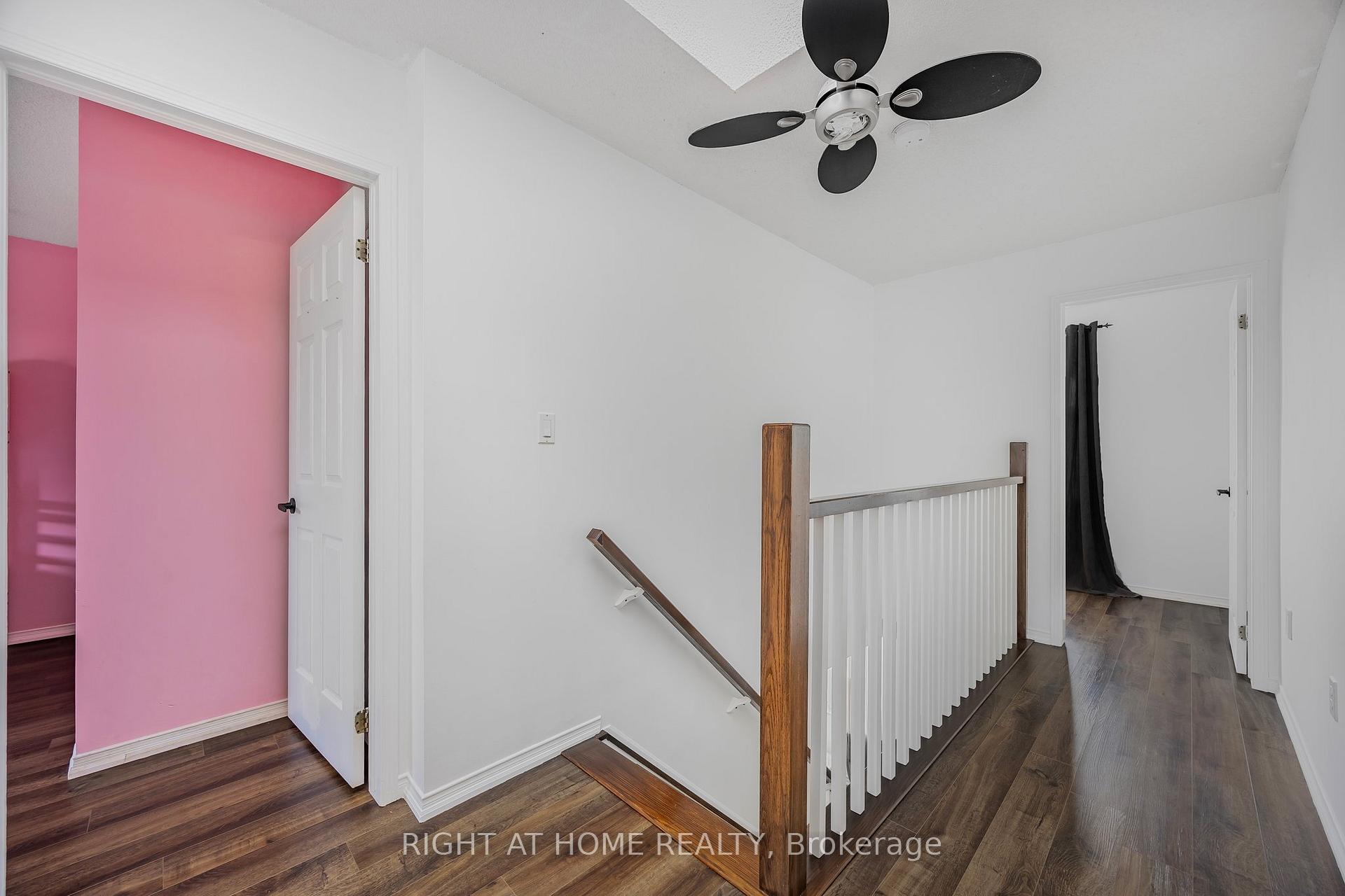 Photo 23 of 29 Hersey Crescent, Barrie, Holly — HOMEH