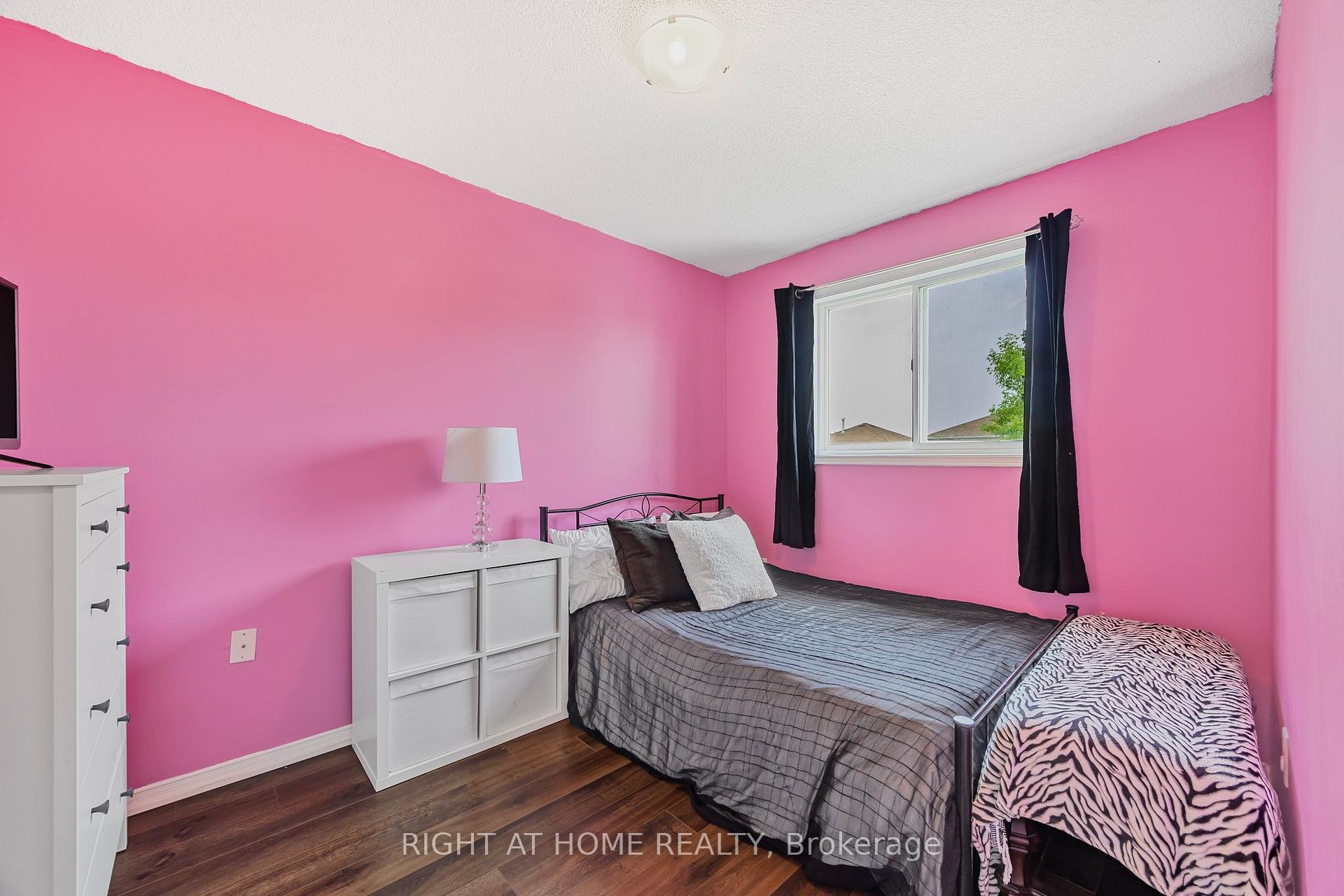 Photo 31 of 29 Hersey Crescent, Barrie, Holly — HOMEH