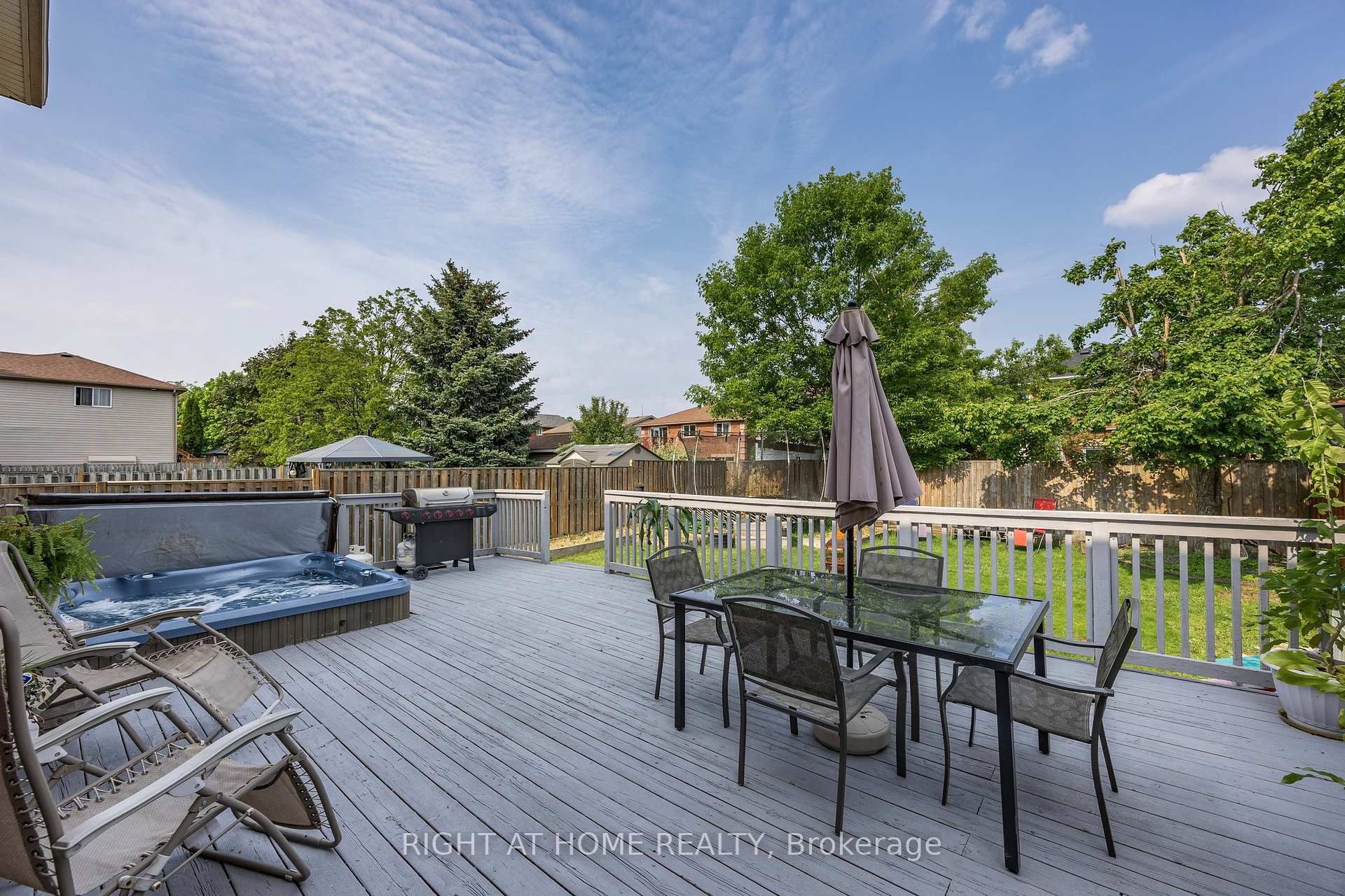 Photo 40 of 29 Hersey Crescent, Barrie, Holly — HOMEH
