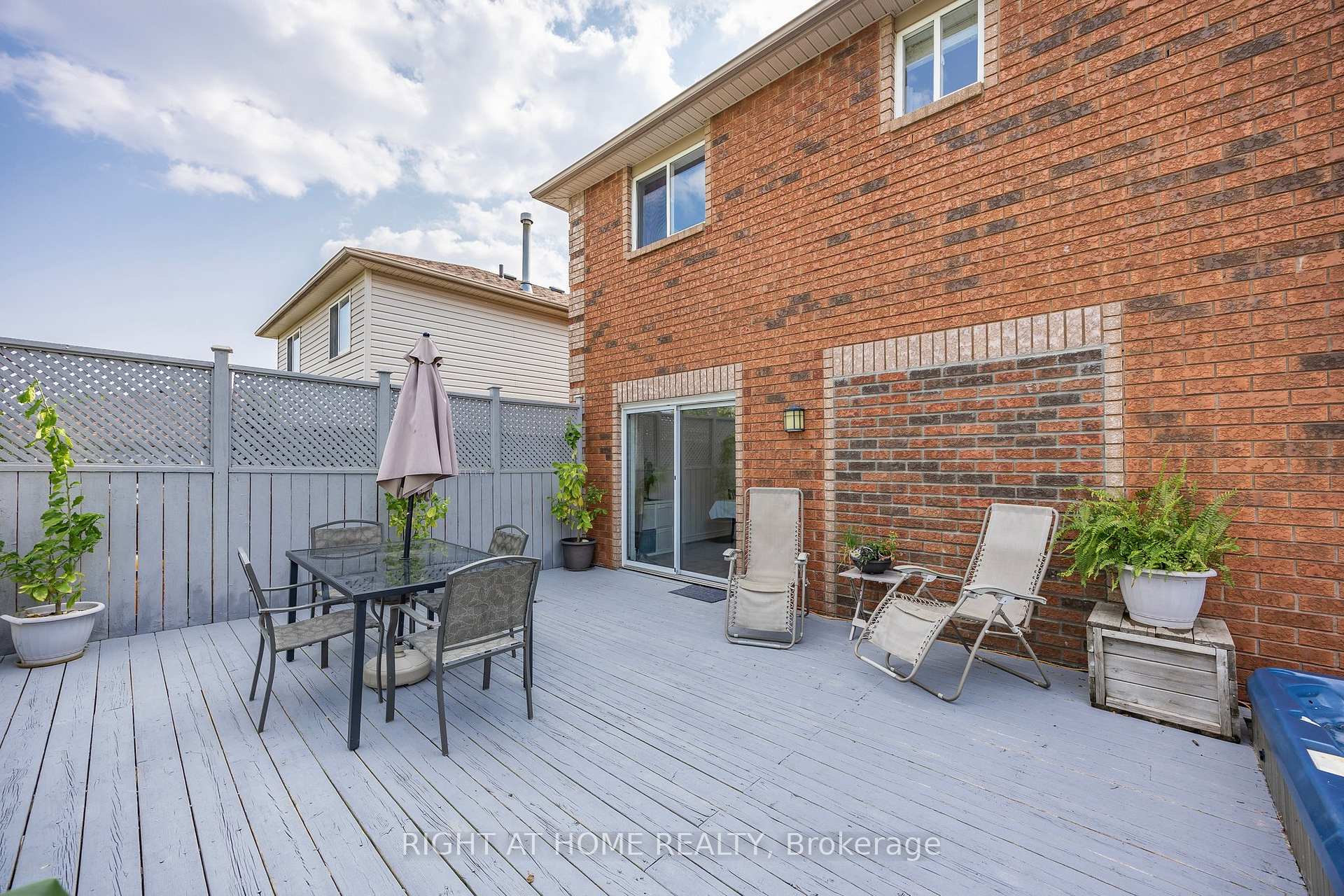Photo 43 of 29 Hersey Crescent, Barrie, Holly — HOMEH