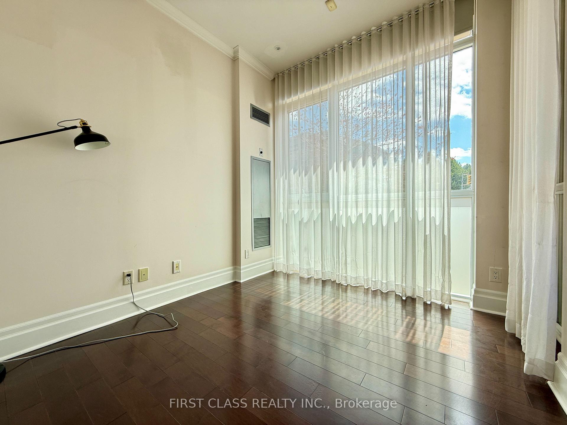 Photo 30 of Unit 108, 1 Upper Duke Cres, Markham, Unionville — HOMEH