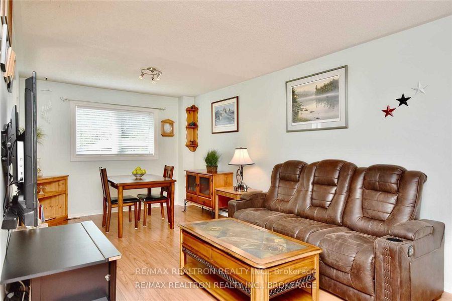 Photo 3 of 115 Copeman Crescent, Barrie, Painswick North — HOMEH