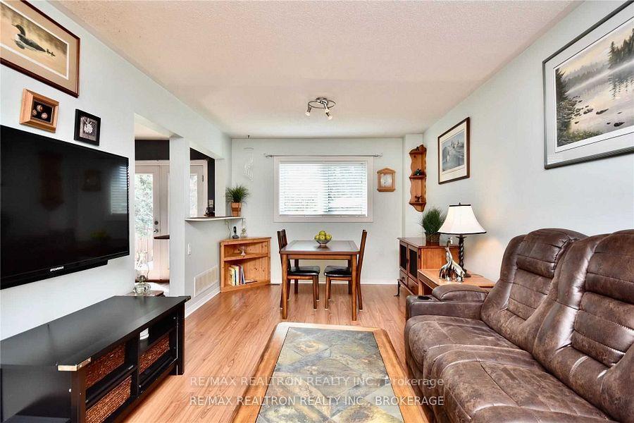 Photo 5 of 115 Copeman Crescent, Barrie, Painswick North — HOMEH