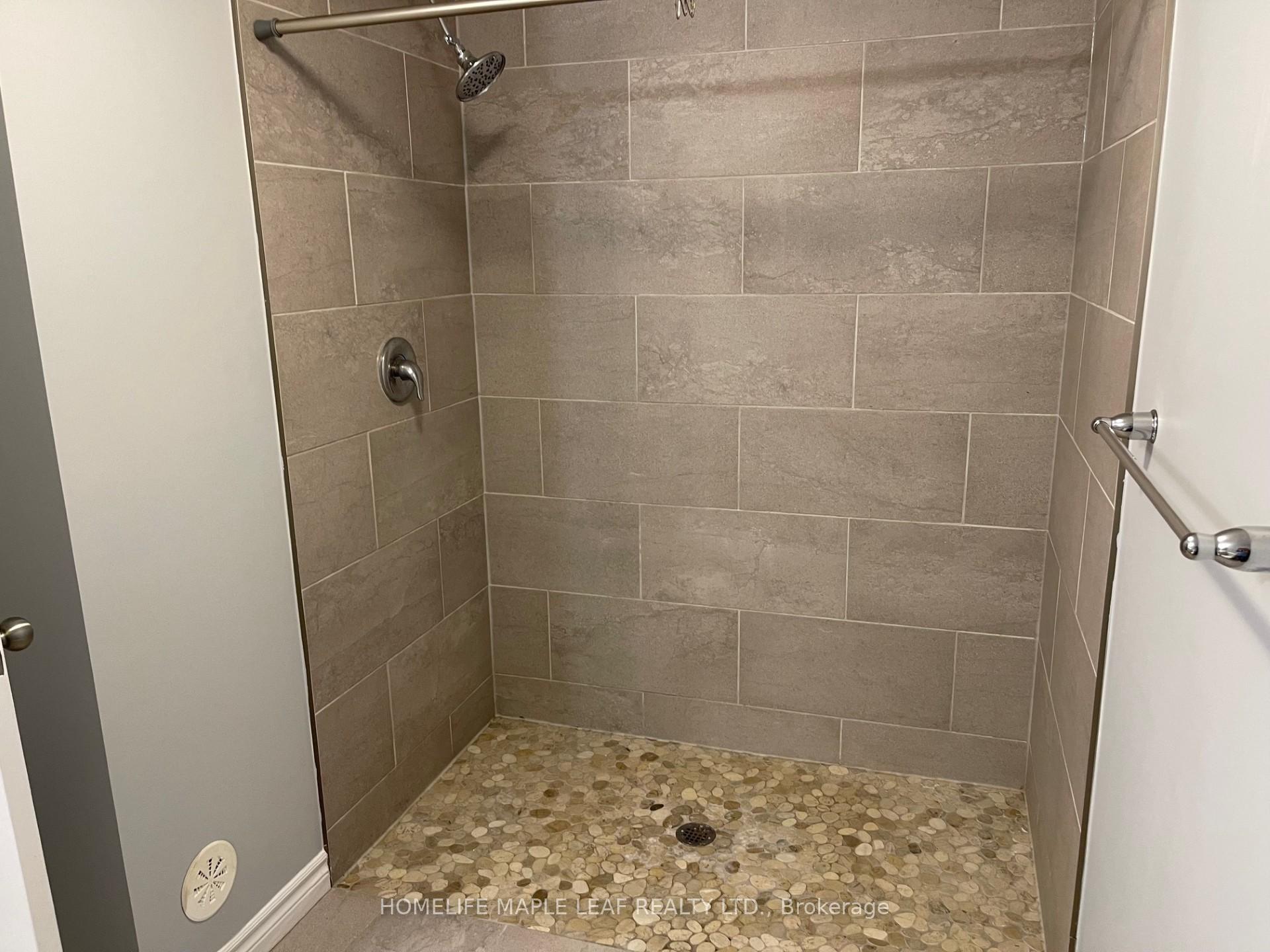 Photo 8 of Unit 15, 42 West Acres Crescent E, Kitchener — HOMEH