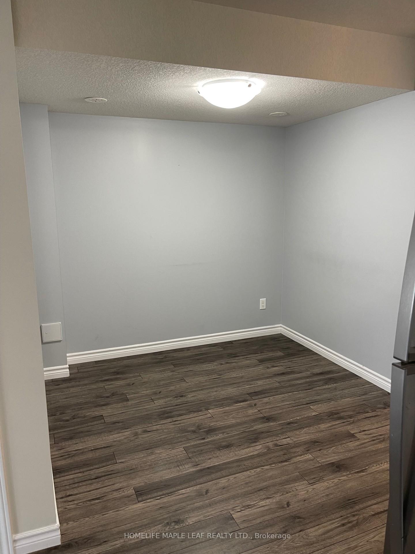Photo 10 of Unit 15, 42 West Acres Crescent E, Kitchener — HOMEH
