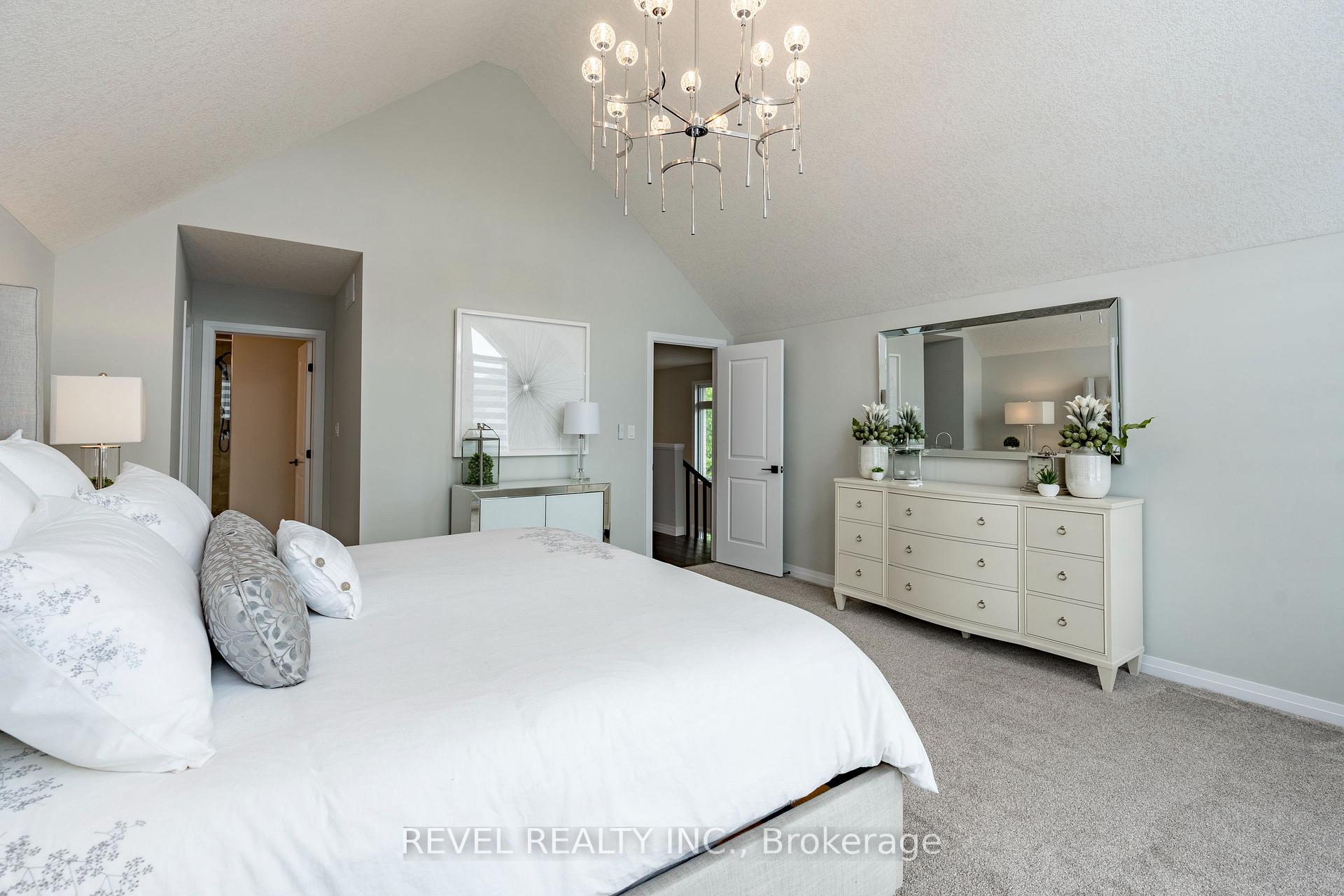 Photo 24 of Unit 13, 955 Stonecliffe Walk, Kitchener, Doon South — HOMEH