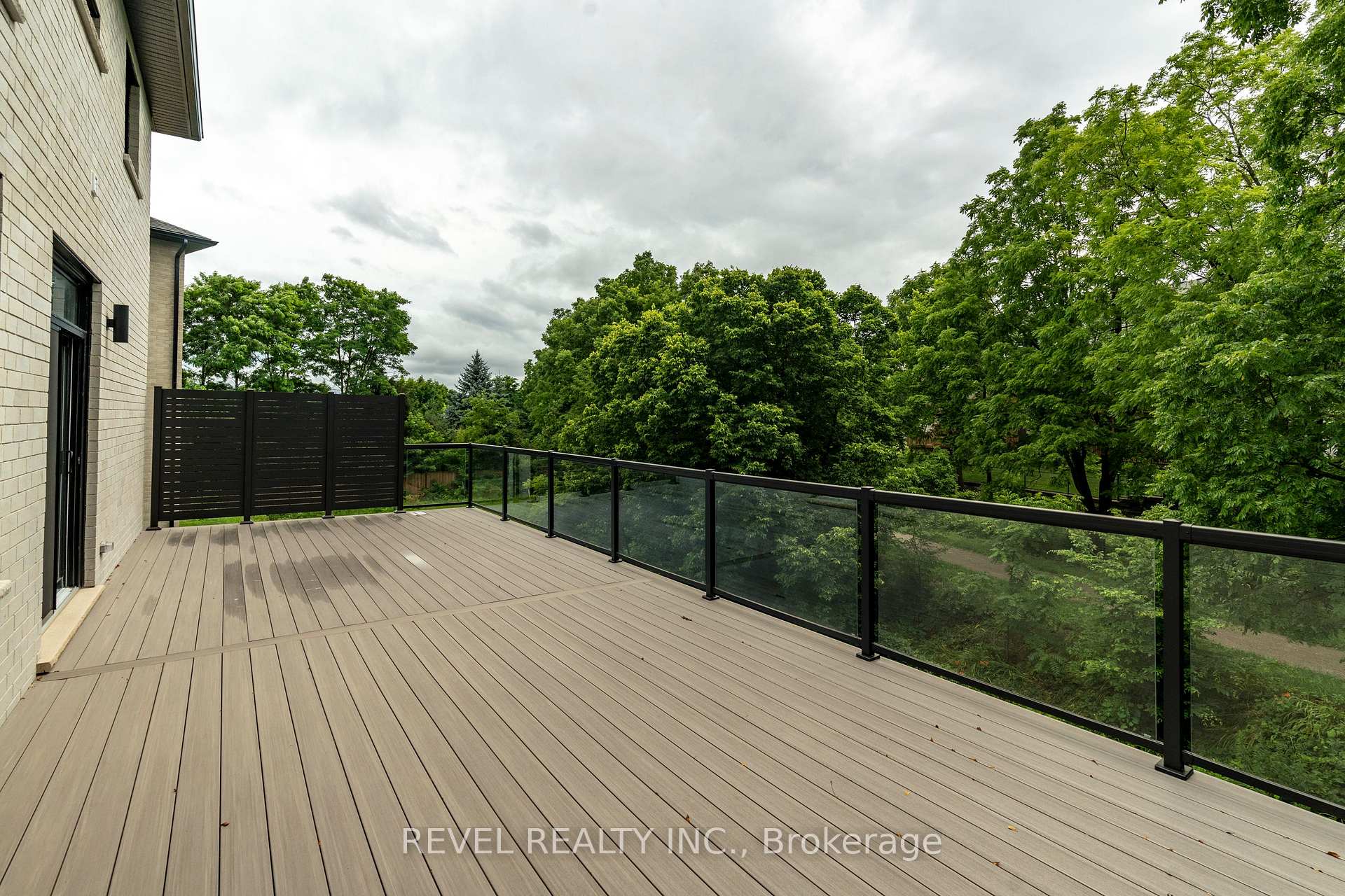 Photo 43 of Unit 13, 955 Stonecliffe Walk, Kitchener, Doon South — HOMEH