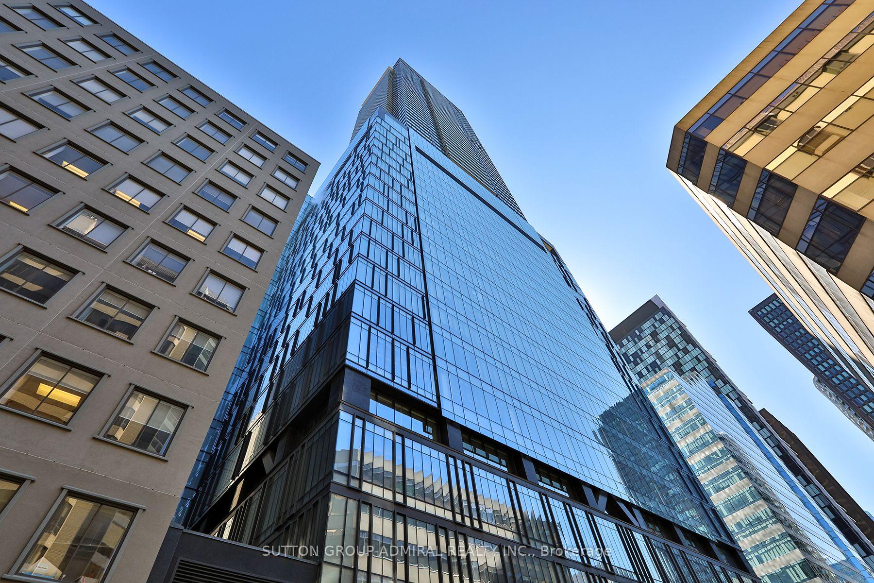 Front of Unit 2308, 488 University Avenue