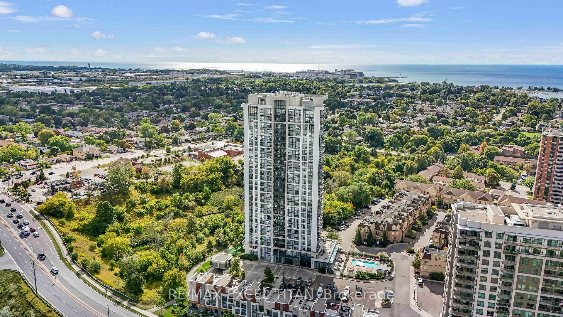 Photo 32 of Unit 1903, 1255 Bayly Street, Pickering, Bay Ridges — HOMEH