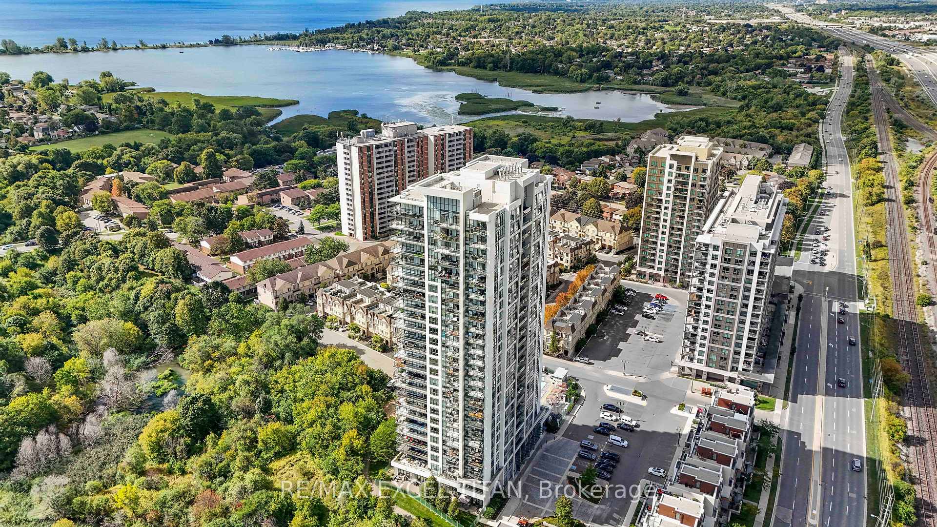 Photo 33 of Unit 1903, 1255 Bayly Street, Pickering, Bay Ridges — HOMEH