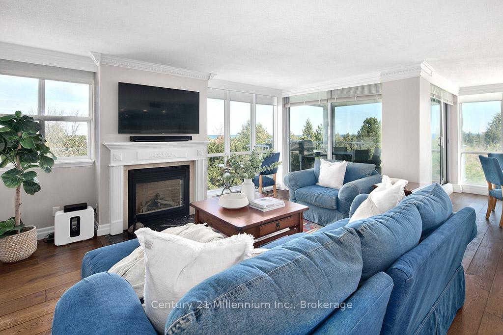 Photo 10 of Unit 703, 24 Ramblings Way, Collingwood — HOMEH