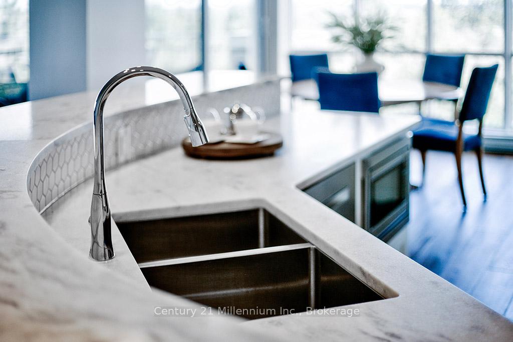 Photo 17 of Unit 703, 24 Ramblings Way, Collingwood — HOMEH