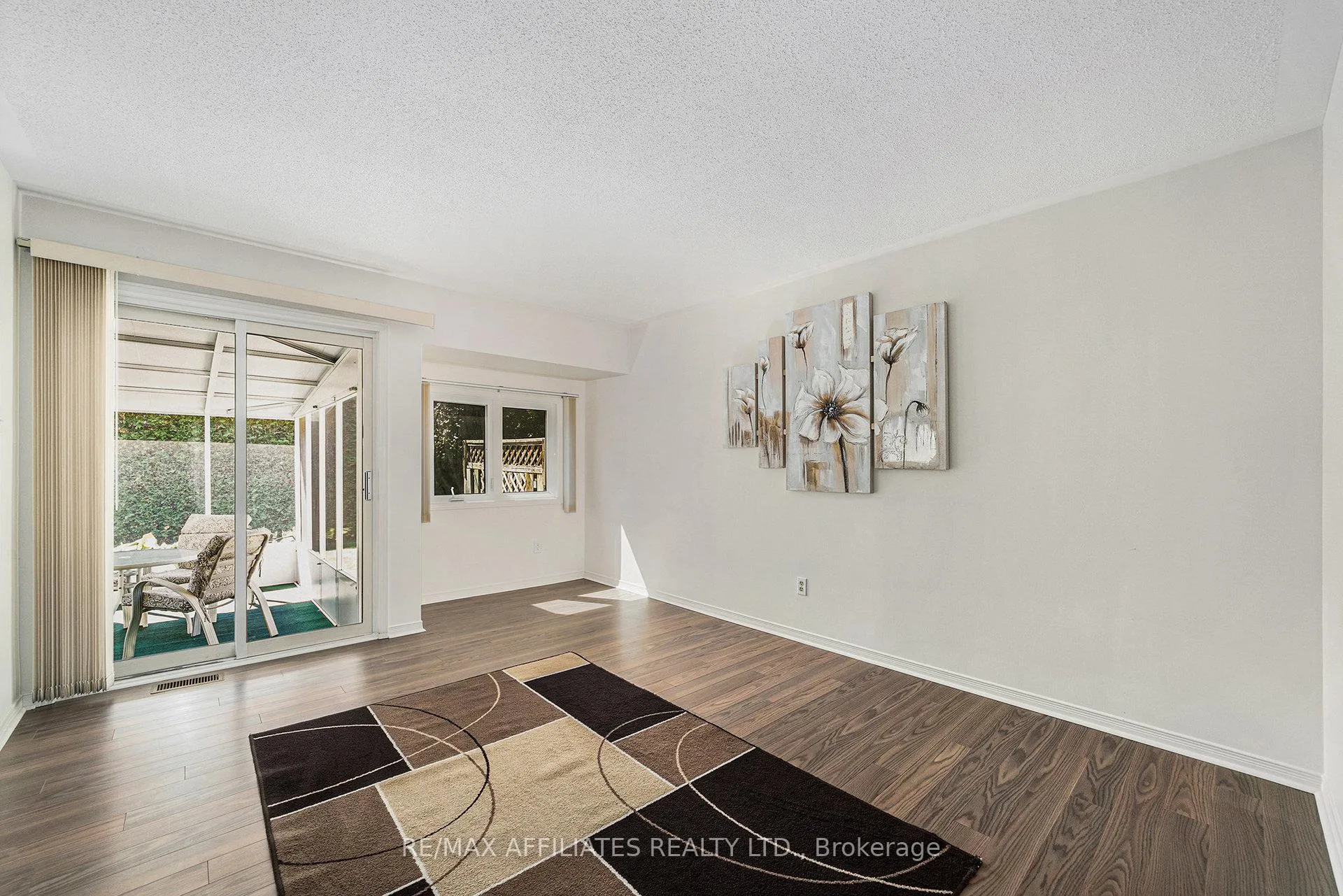 Photo 4 of Unit 48, 16 Lally Lane, Perth — HOMEH