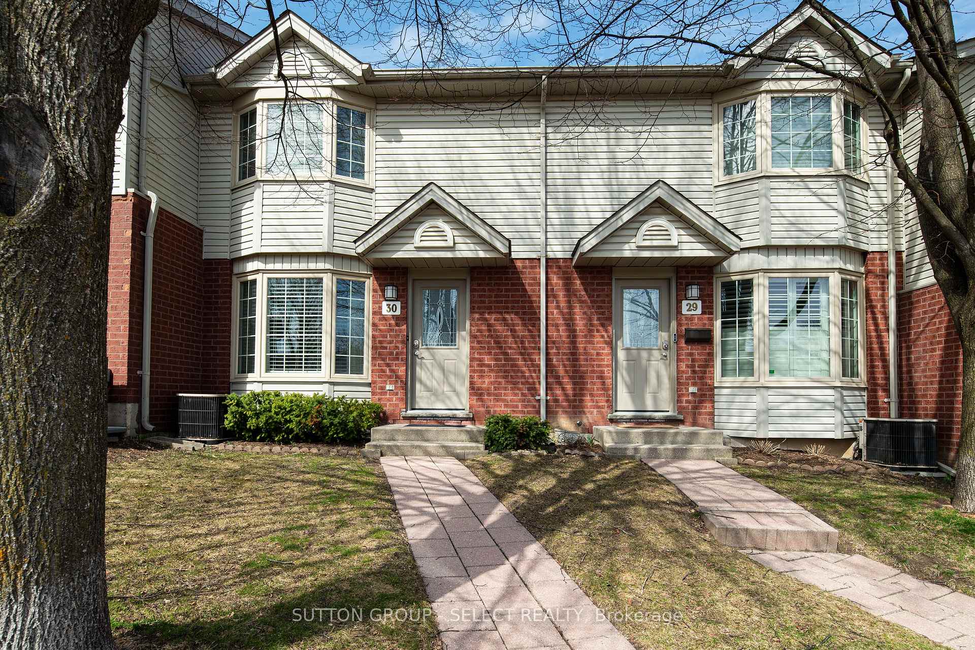 Front of Unit 30, 70 Chapman Court