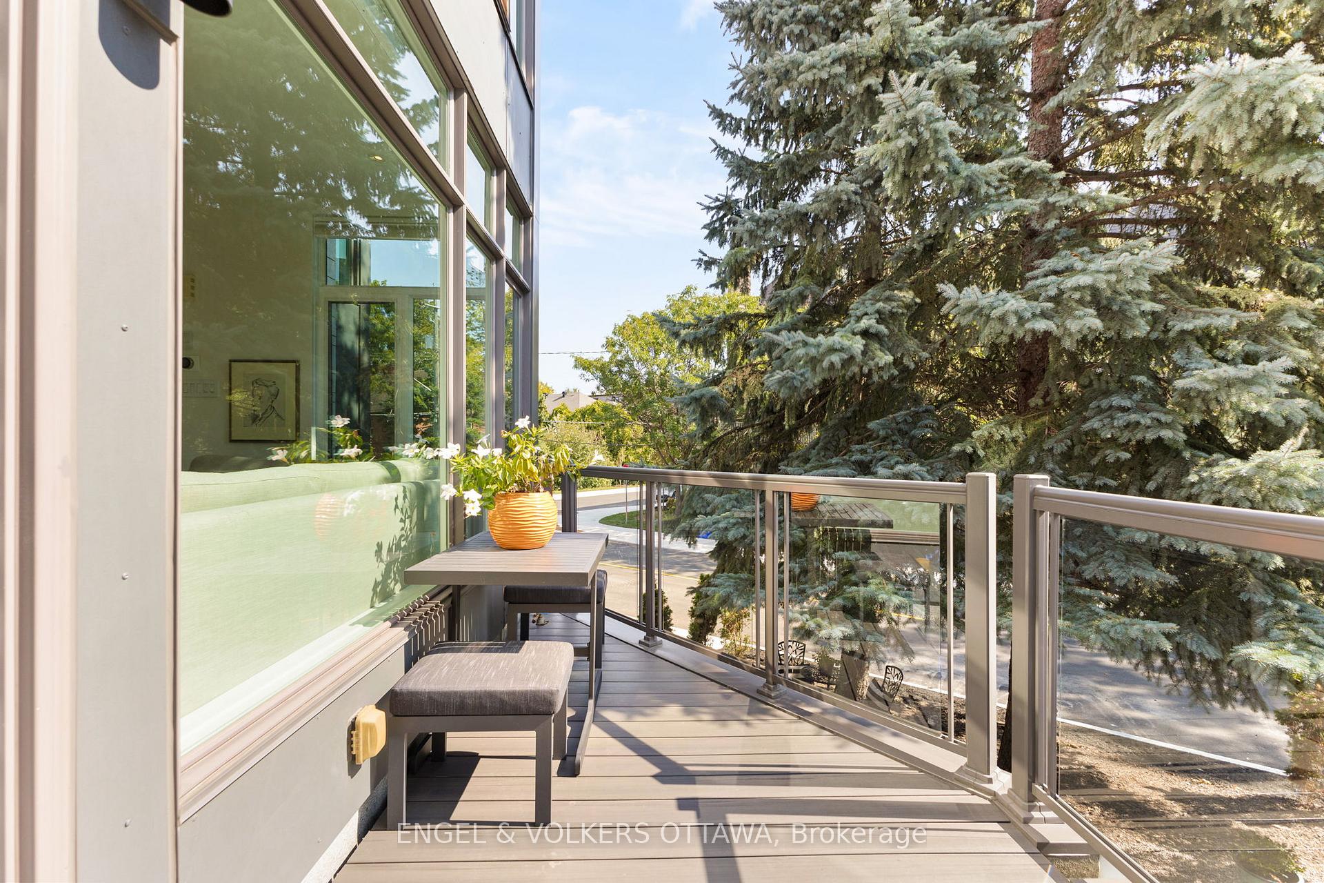 Photo 10 of 3 Montcalm Street, Ottawa, Ottawa East — HOMEH