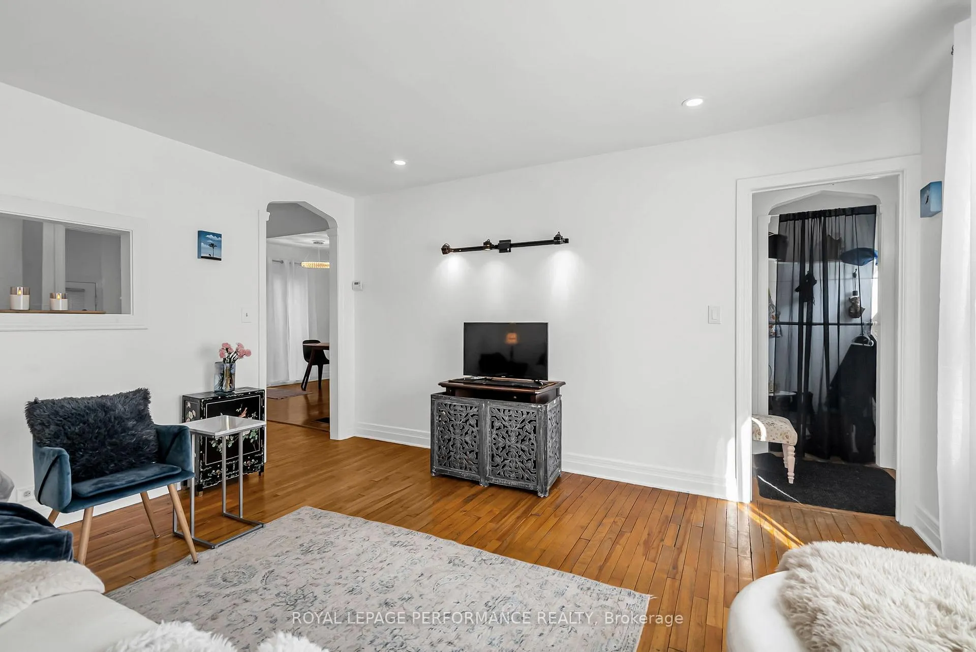Photo 6 of 543 Fifth Street E, Cornwall — HOMEH