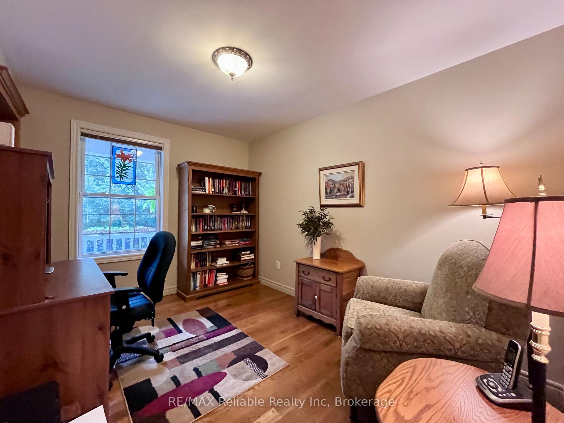 Photo 23 of 8 Beilby Street, Goderich, Goderich (Town) — HOMEH