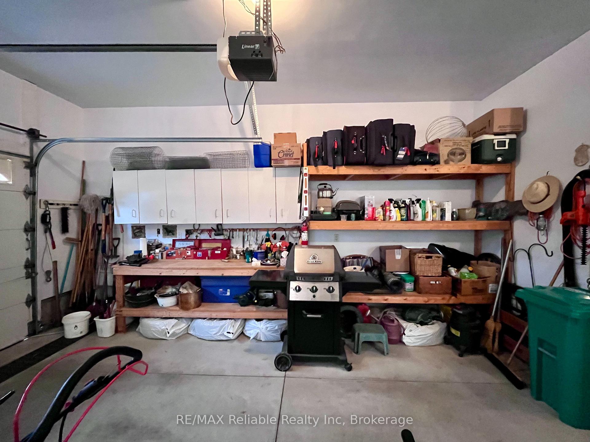 Photo 39 of 8 Beilby Street, Goderich, Goderich (Town) — HOMEH