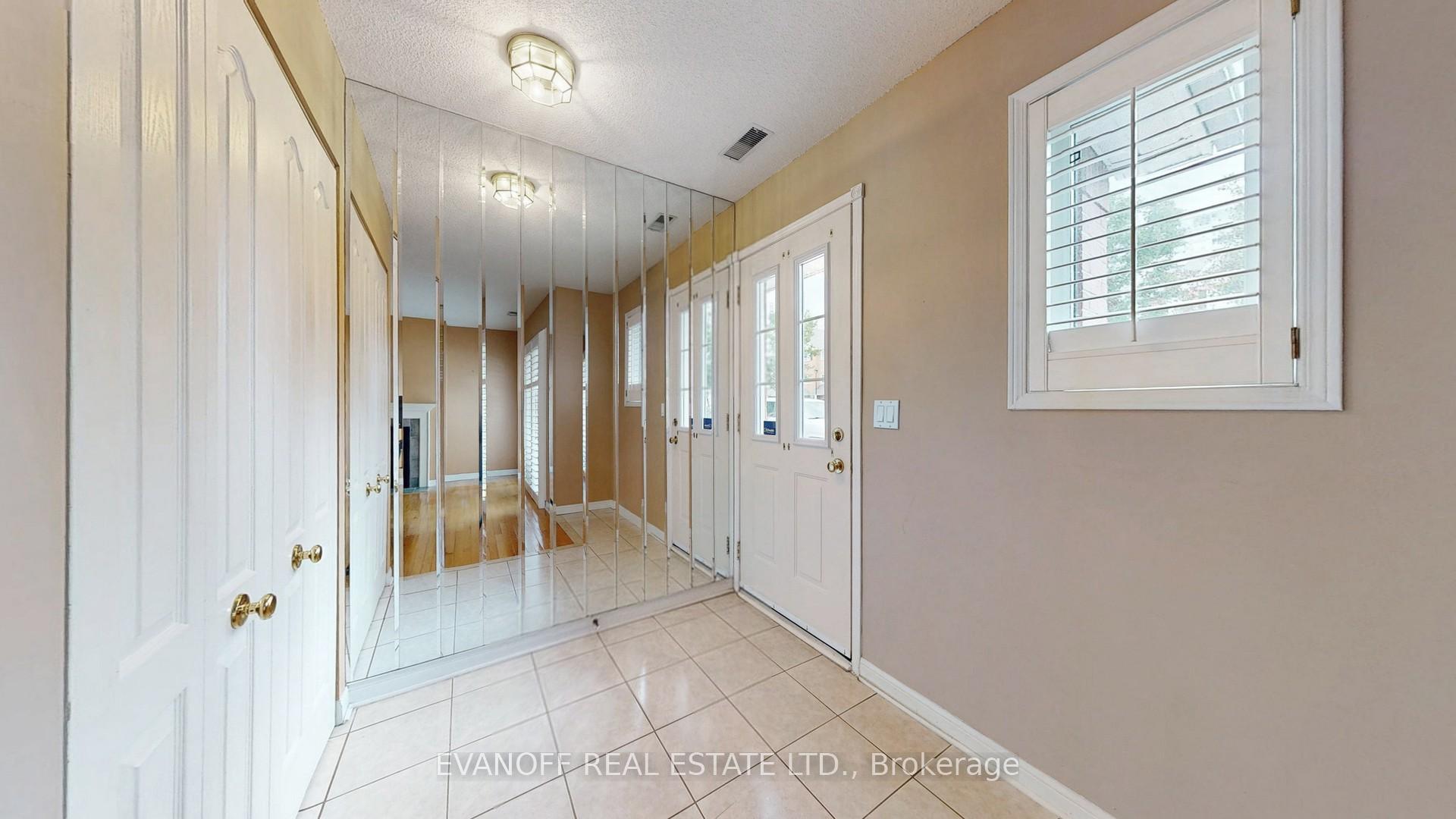 Photo 5 of Unit 515, 1400 The Esplanade N, Pickering, Town Centre — HOMEH