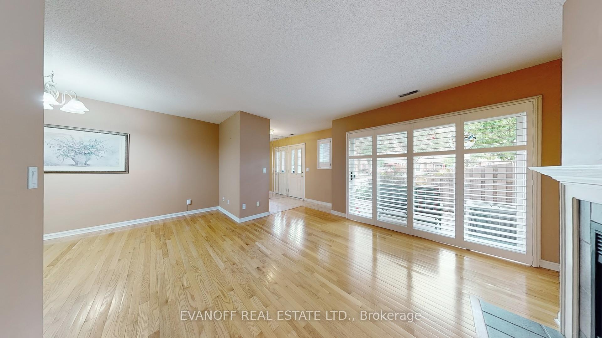 Photo 11 of Unit 515, 1400 The Esplanade N, Pickering, Town Centre — HOMEH