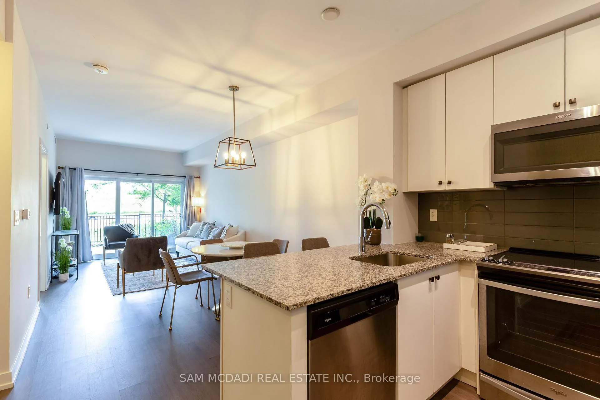 Photo 12 of Unit 114, 555 William Graham Drive, Aurora, Rural Aurora — HOMEH