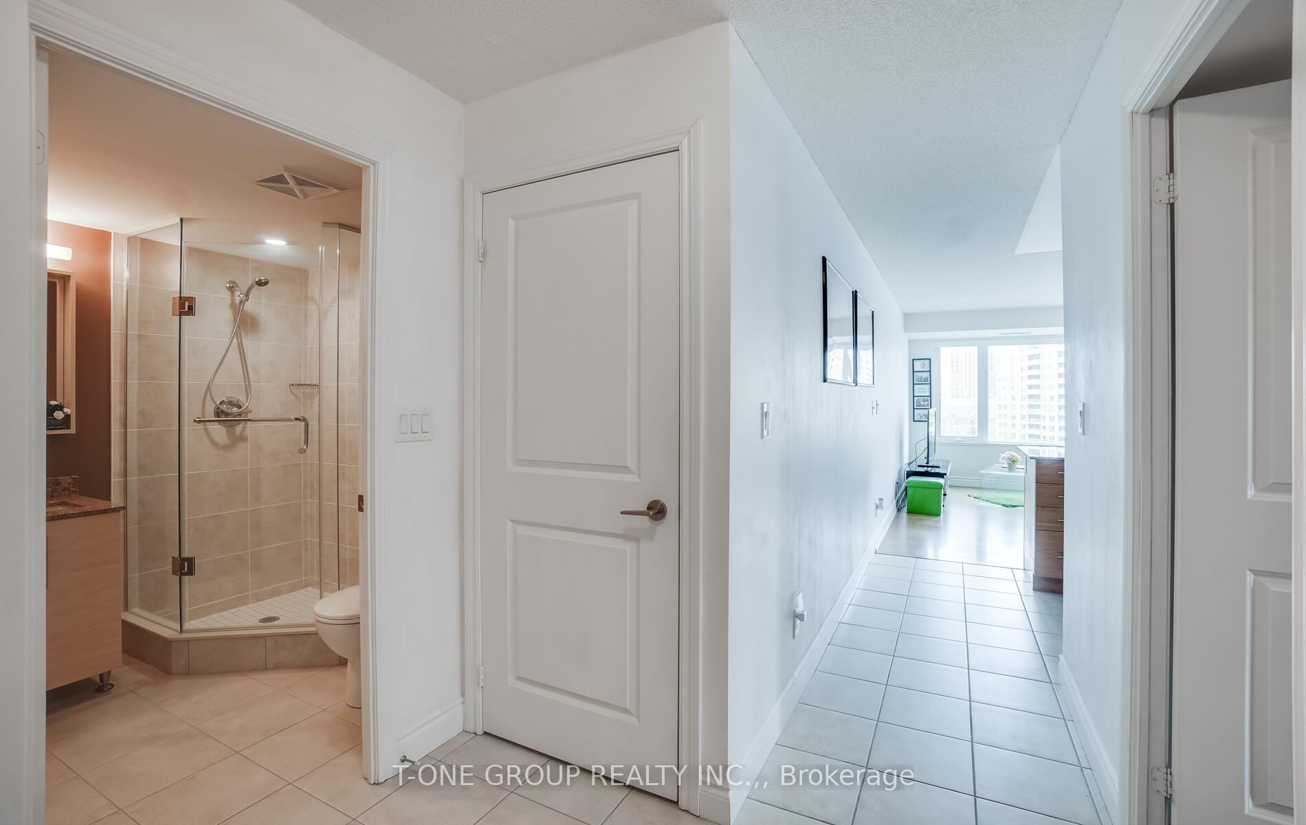 Photo 2 of Unit 810, 233 South Park Road, Markham, Commerce Valley — HOMEH